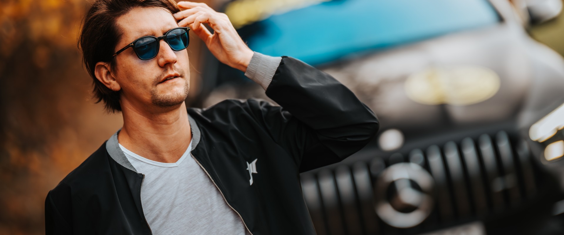 Patnerství pokračuje: Jiřího Mičánka čeká další rok za volantem Mercedes-Benz od SAMOHÝL MB