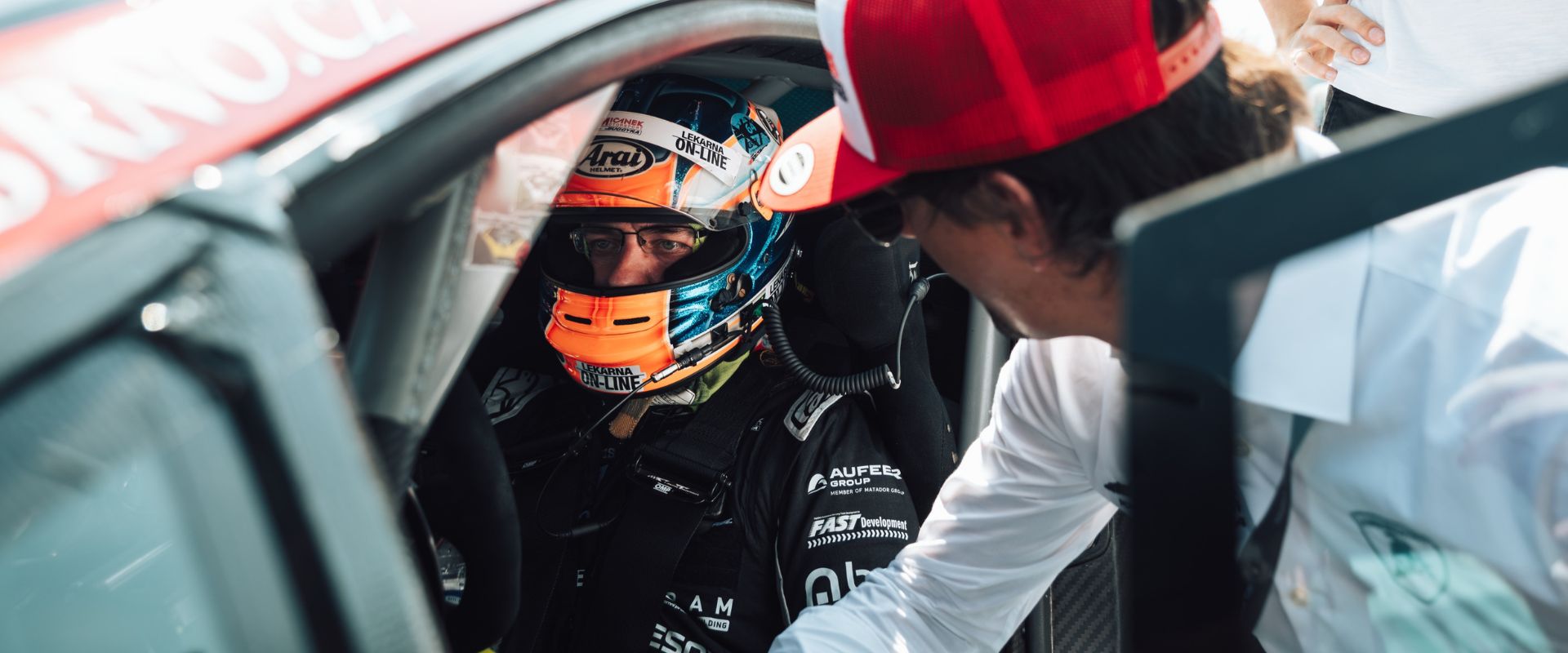 Druhý „poločas“ v&nbsp;Super Trofeo: tým Jiřího Mičánka hájí pozice na čele seriálu